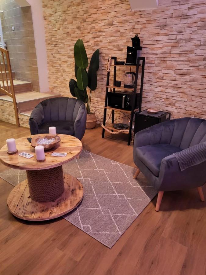 Le Spa De La Cathedrale - Jacuzzi - Sauna - Champagne - Netflix - Wifi Troyes Exterior photo