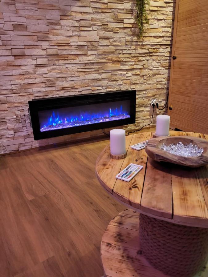 Le Spa De La Cathedrale - Jacuzzi - Sauna - Champagne - Netflix - Wifi Troyes Exterior photo