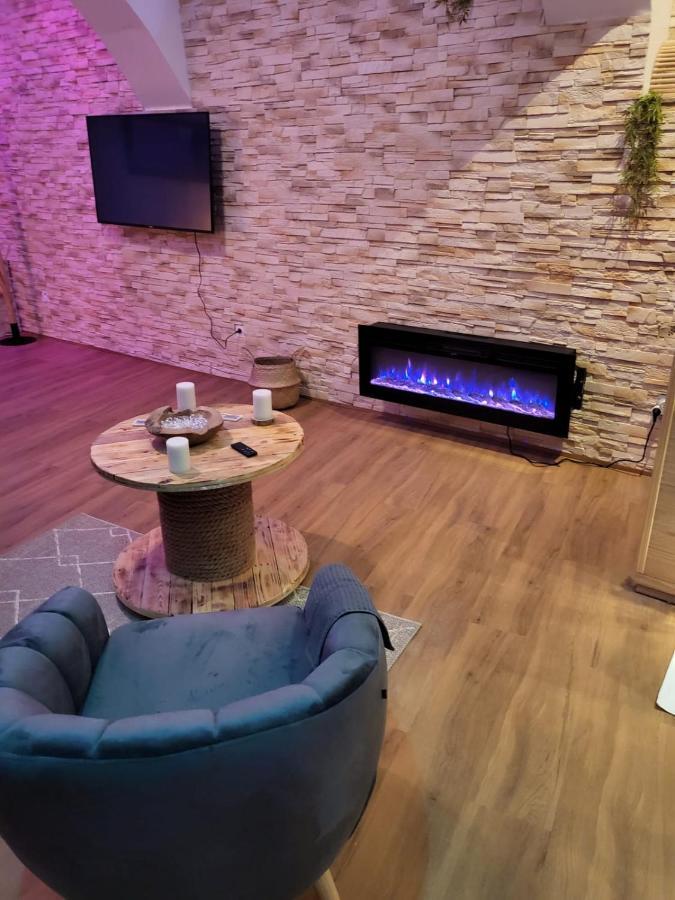 Le Spa De La Cathedrale - Jacuzzi - Sauna - Champagne - Netflix - Wifi Troyes Exterior photo